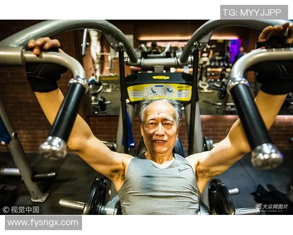 健身改变人生全方位提升身体素质从力量训练到有氧运动的完美融合