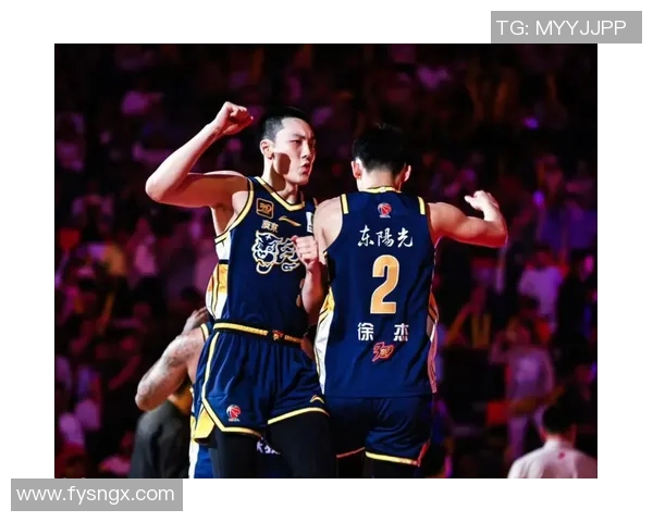 南京同曦力拼广东宏远 全力争胜迎接CBA季后赛关键战